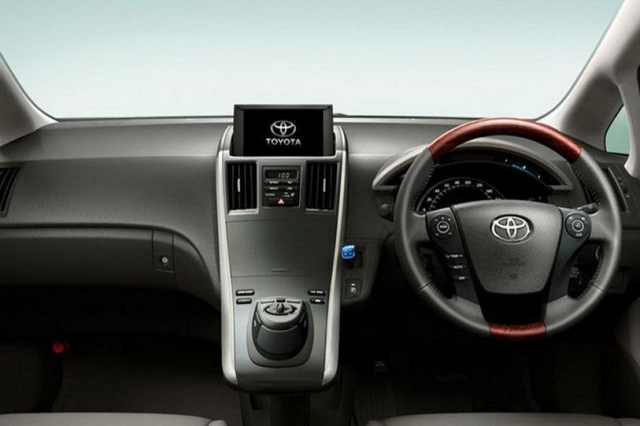  Toyota Sai Hybrid 2010 года  (фото 16 из 16)